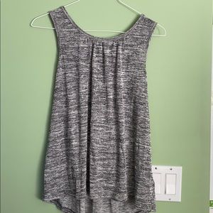2 for $20 Top! GAP salt and pepper tank top